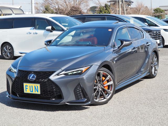 LEXUS IS300h