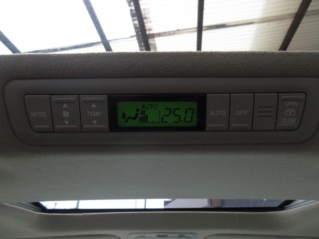 ESTIMA HYBRID 4WD