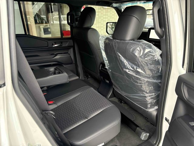 LANDCRUISER 250
