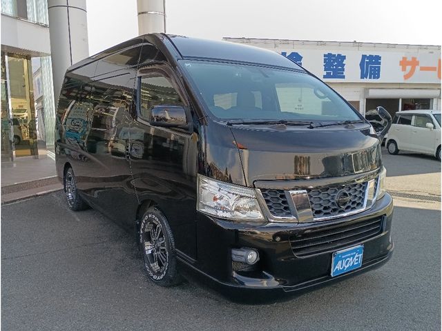 NV350 CARAVAN 4WD
