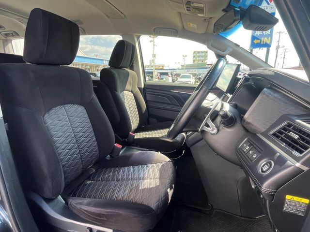 DELICA D:5 4WD
