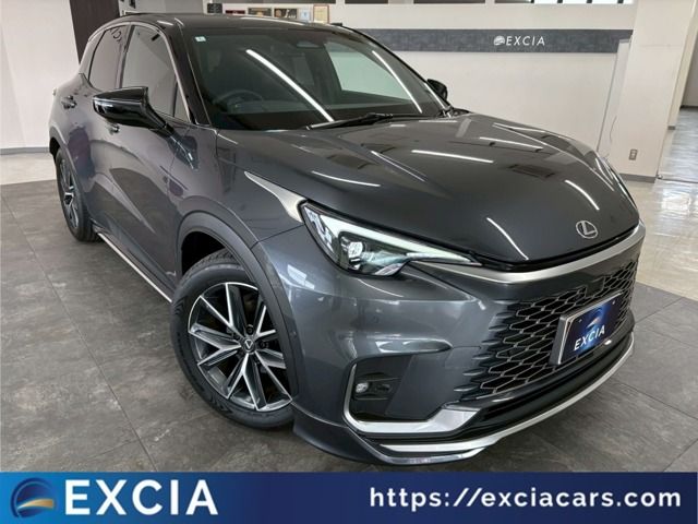 LEXUS LBX