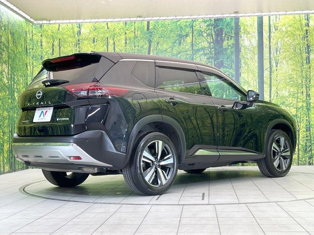 X-TRAIL HYBRID 4WD