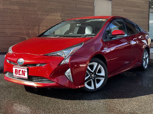 PRIUS 4WD