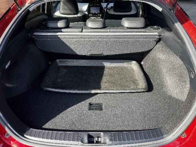 PRIUS 4WD