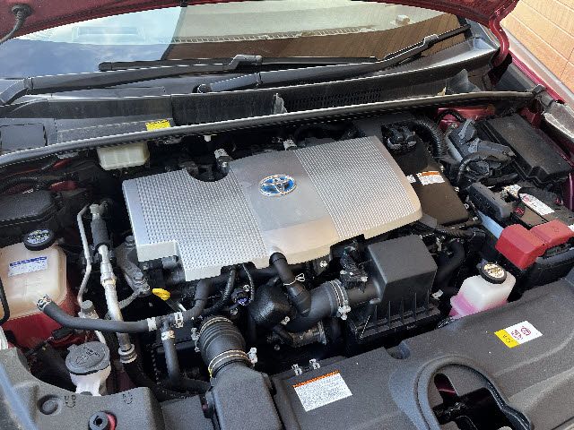 PRIUS 4WD