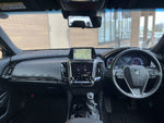 CROWN sedan hybrid