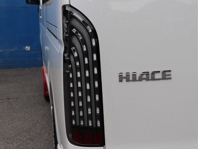 HIACE van 2WD
