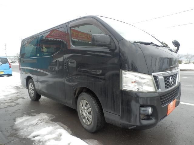 NV350 CARAVAN 4WD