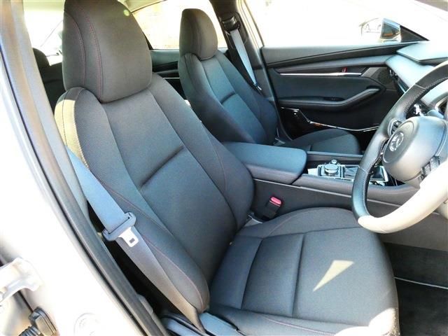 MAZDA3 SEDAN