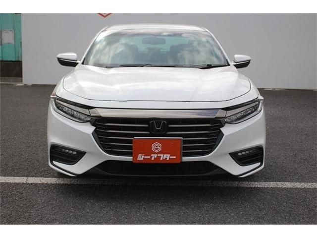 INSIGHT sedan