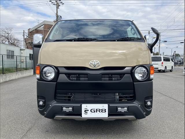 HIACE van 4WD