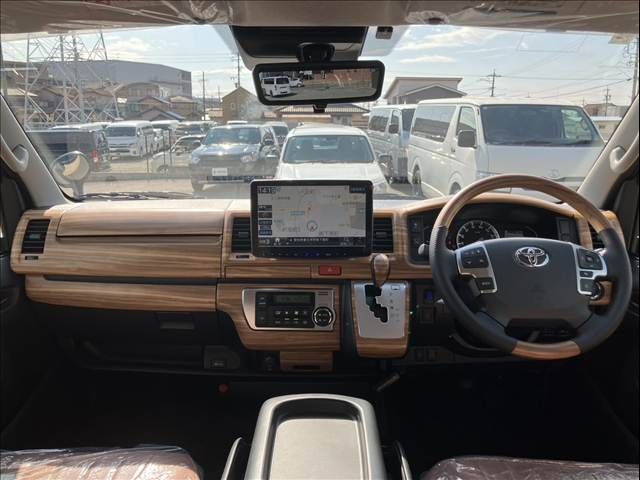 HIACE van 4WD