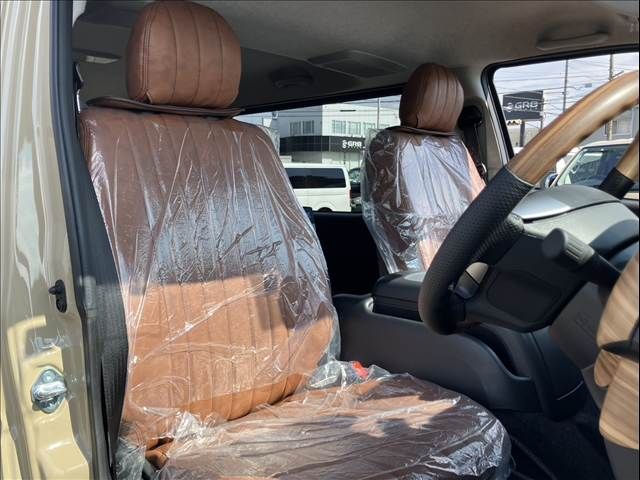 HIACE van 4WD