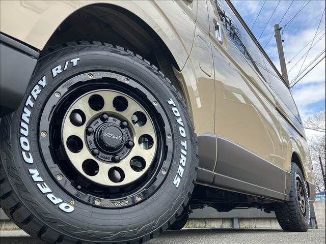 HIACE van 4WD