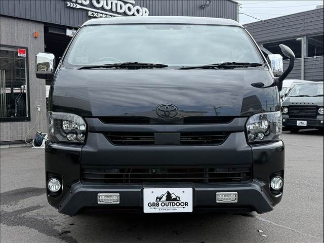 HIACE van 4WD