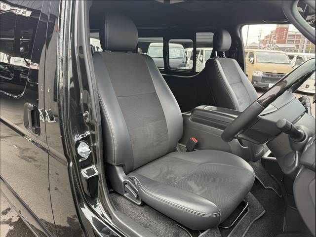 HIACE van 4WD