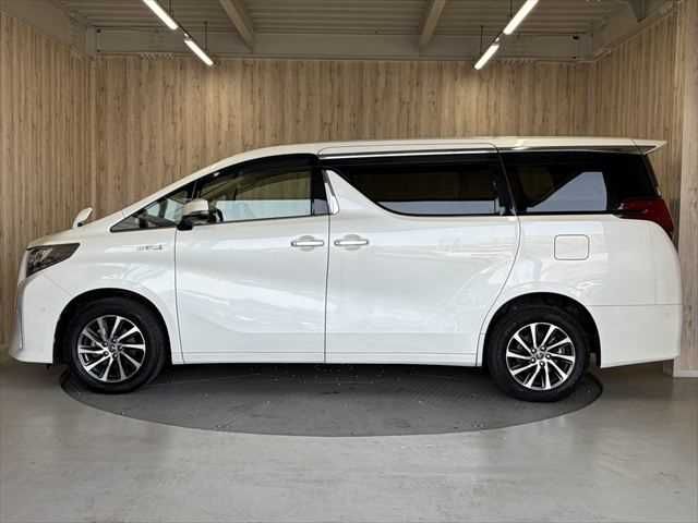 ALPHARD hybrid 4WD