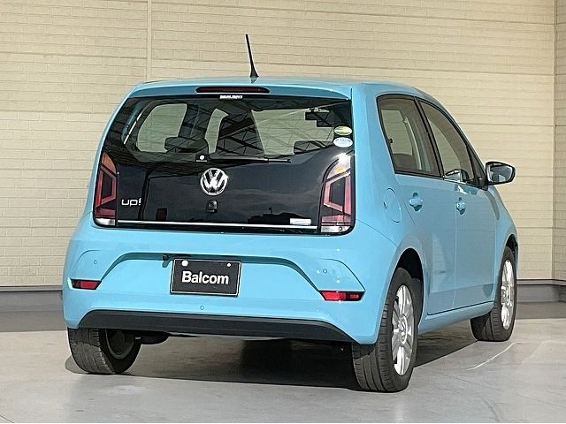 VOLKSWAGEN up!