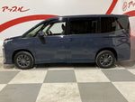 VOXY HYBRID 4WD