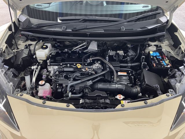 YARIS CROSS HYBRID