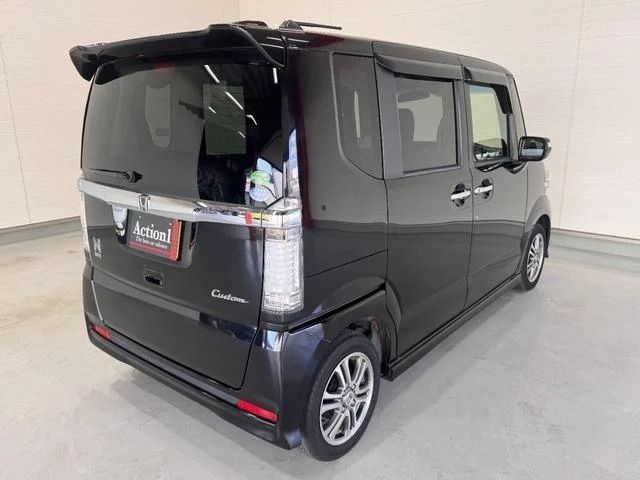N-BOX CUSTOM