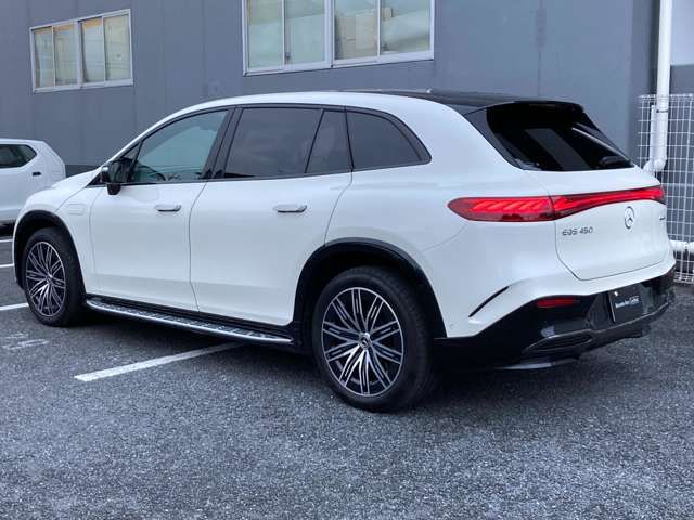 MERCEDES-BENZ EQS SUV