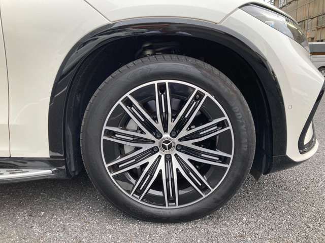 MERCEDES-BENZ EQS SUV