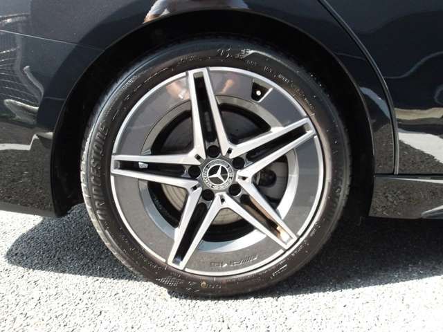 MERCEDES BENZ C-Class sedan