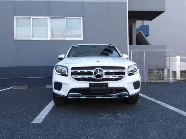 MERCEDES BENZ GLB