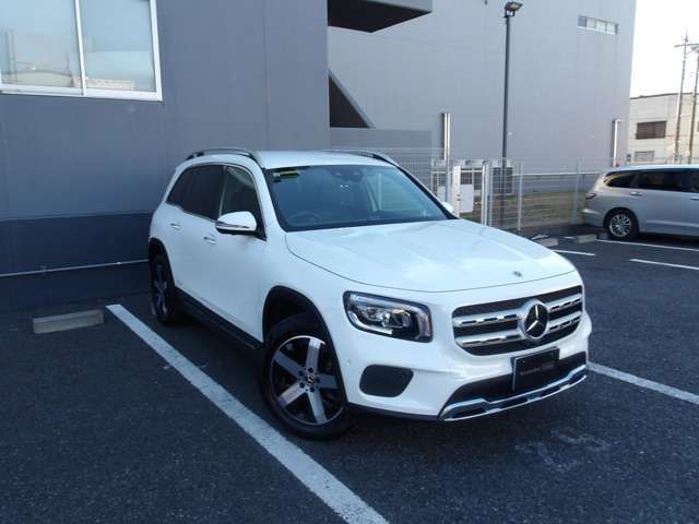 MERCEDES BENZ GLB