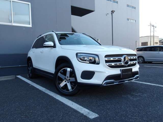 MERCEDES BENZ GLB