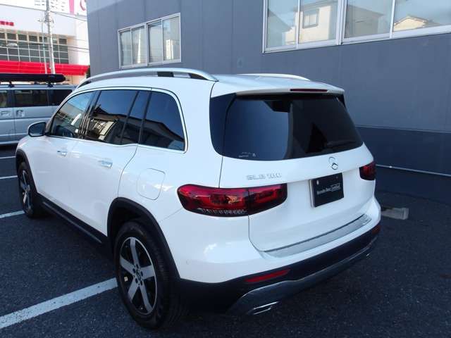 MERCEDES BENZ GLB