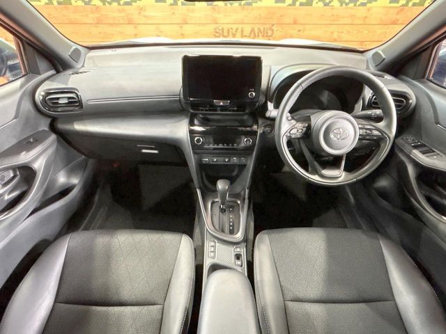YARIS CROSS HYBRID