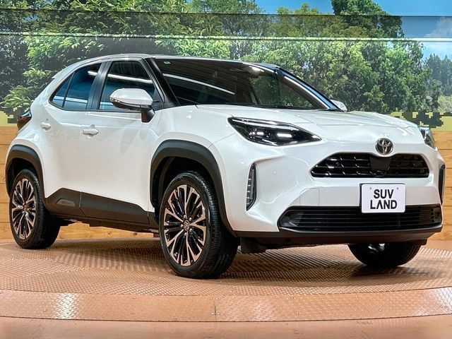 YARIS CROSS HYBRID