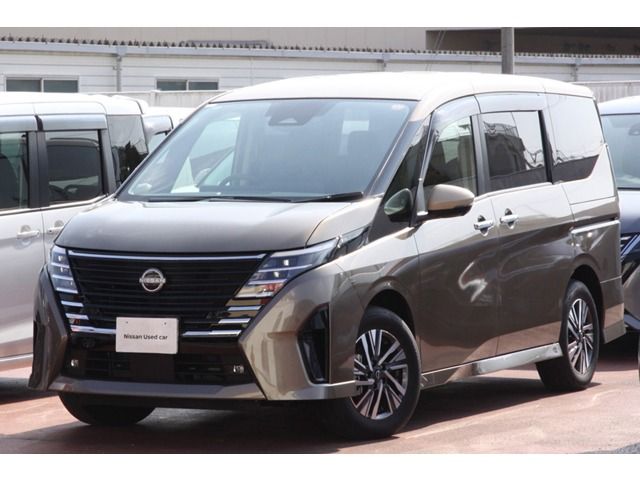 SERENA  WG 4WD