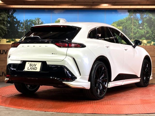 CROWN SPORT