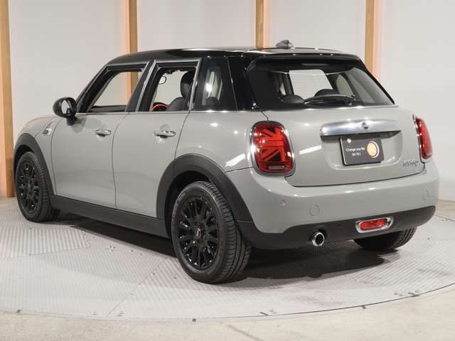 MINI COOPER D 5DOOR