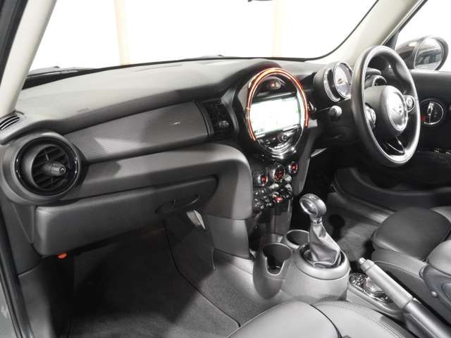 MINI COOPER D 5DOOR