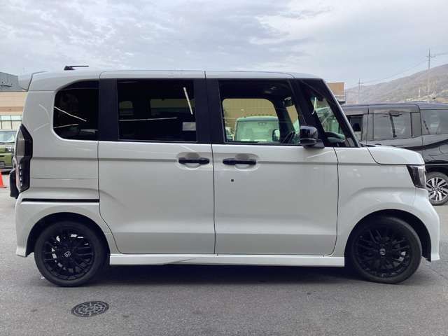 N-BOX CUSTOM
