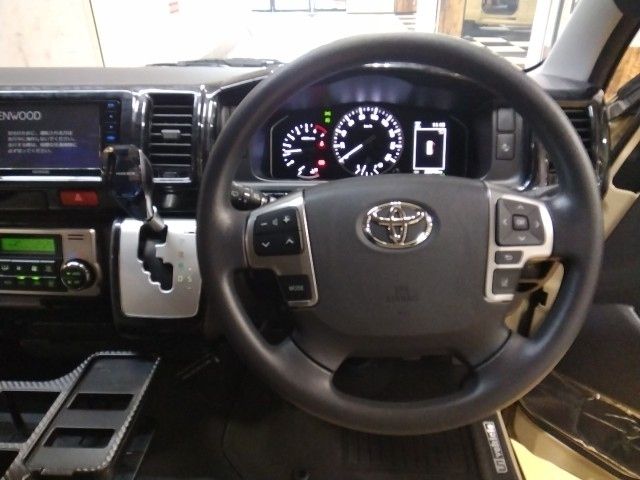 HIACE van 2WD