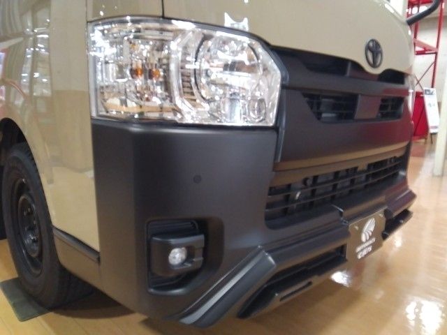 HIACE van 2WD