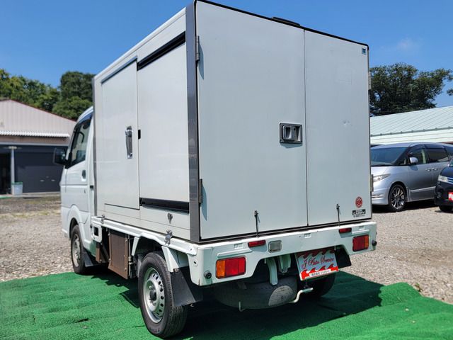 CARRY truck