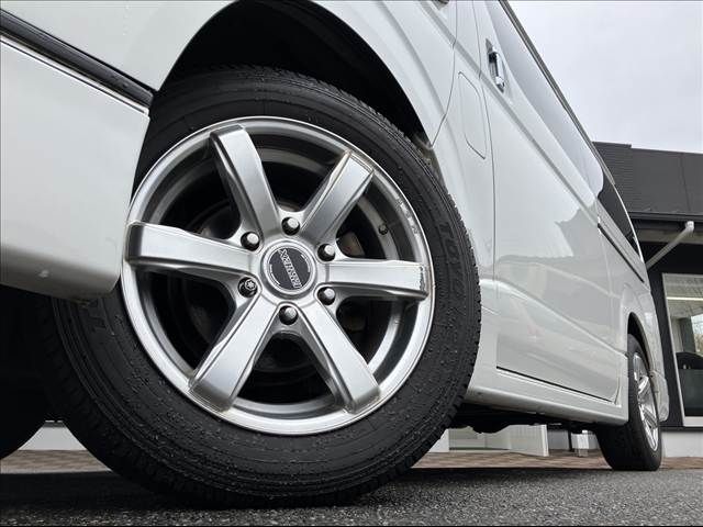 HIACE van 2WD