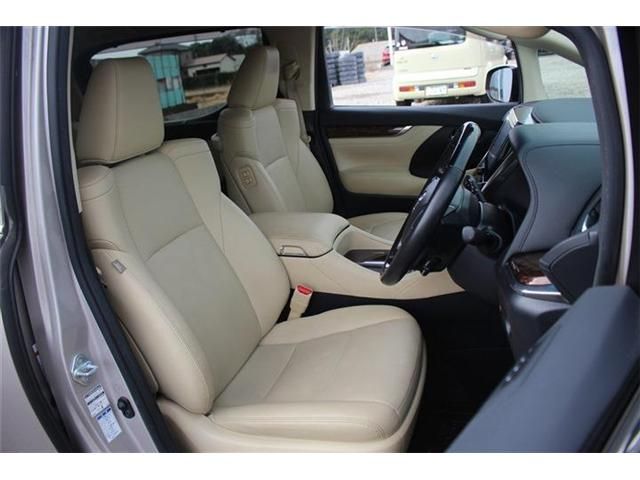 ALPHARD hybrid 4WD