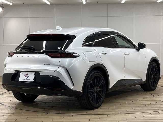 CROWN SPORT