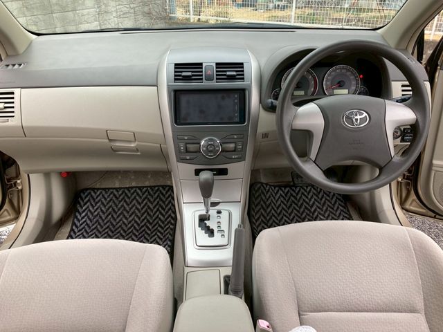 COROLLA AXIO