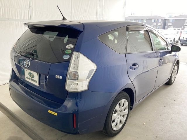 PRIUS Alpha