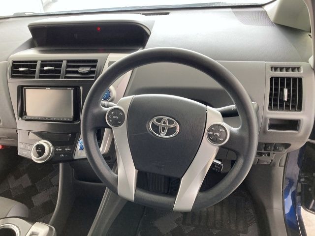 PRIUS Alpha