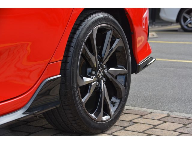 CIVIC hatchback